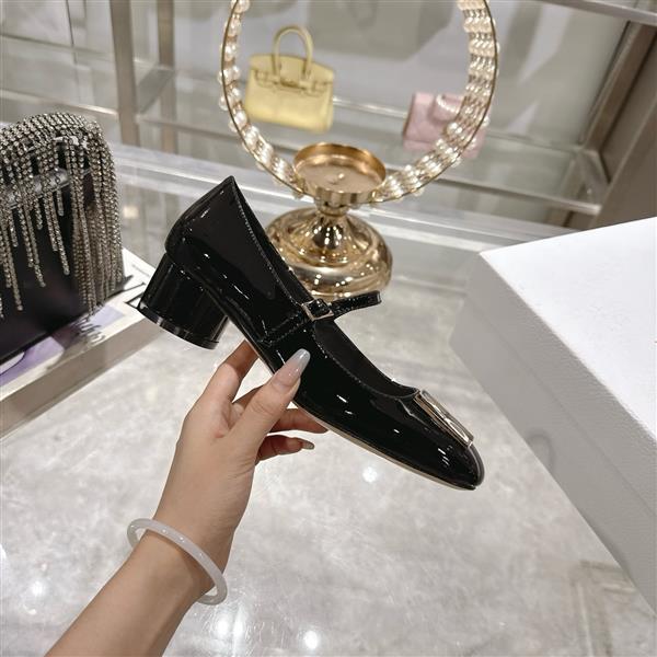 20251127171540158 270